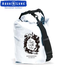 [ �A�N�A�����O ] WATERPROOF BAG with Shoulder Belt AQUALUNG �E�H�[�^�[�v���[�t�o�b�O �V�����_�[�x���g�t��[ �h���o�b�O ]